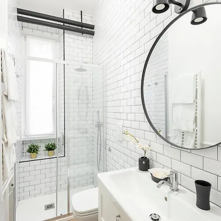 Daire White Flat Ground Floor